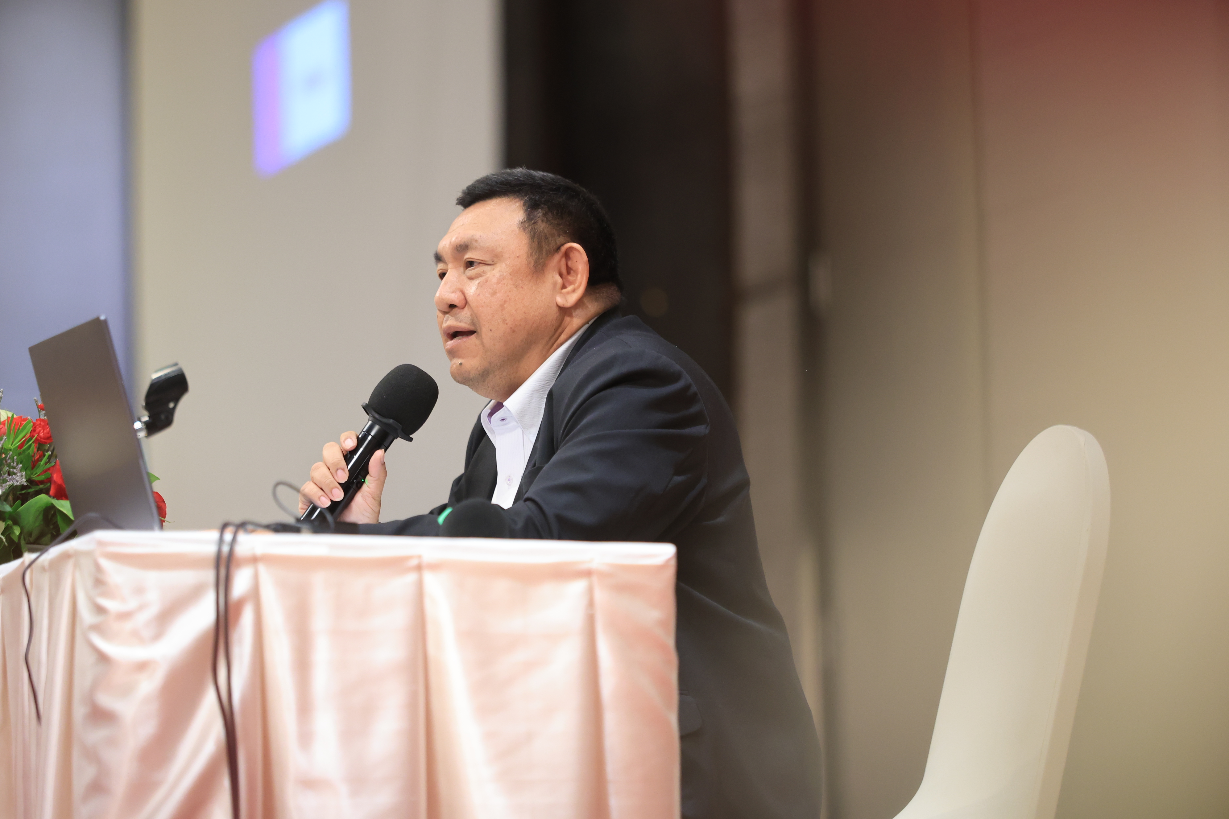 title - ส.ป.ก. จัดโครงการสัมมนา “การขับเคลื่อนงานปฏิรูปที่ดินเพื่อเกษตรกรรมสู่มิติใหม่อย่างยั่งยืนและเป็นธรรม” กรณีจัดที่ดินตามระเบียบคัดเลือกและจัดที่ดินฯ ข้อ 62 ประจําปีงบประมาณ พ.ศ. 2569 (วันพุธที่ 27 พฤษภาคม 2569 ภาคบ่าย)